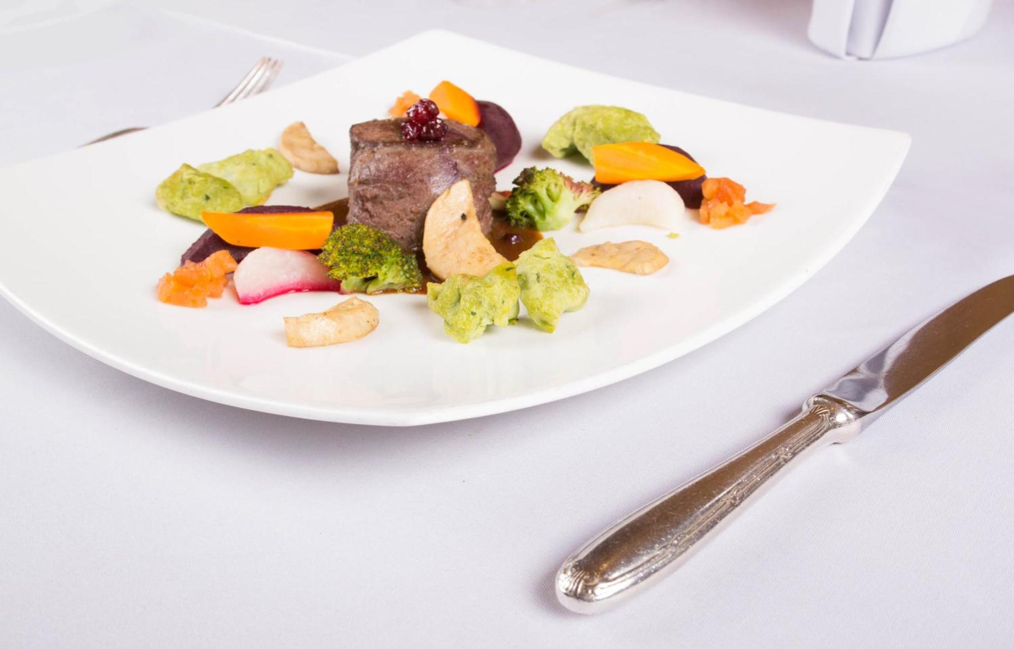 Hotel Restaurant Vinothek Lamm Bad Herrenalb Esterno foto