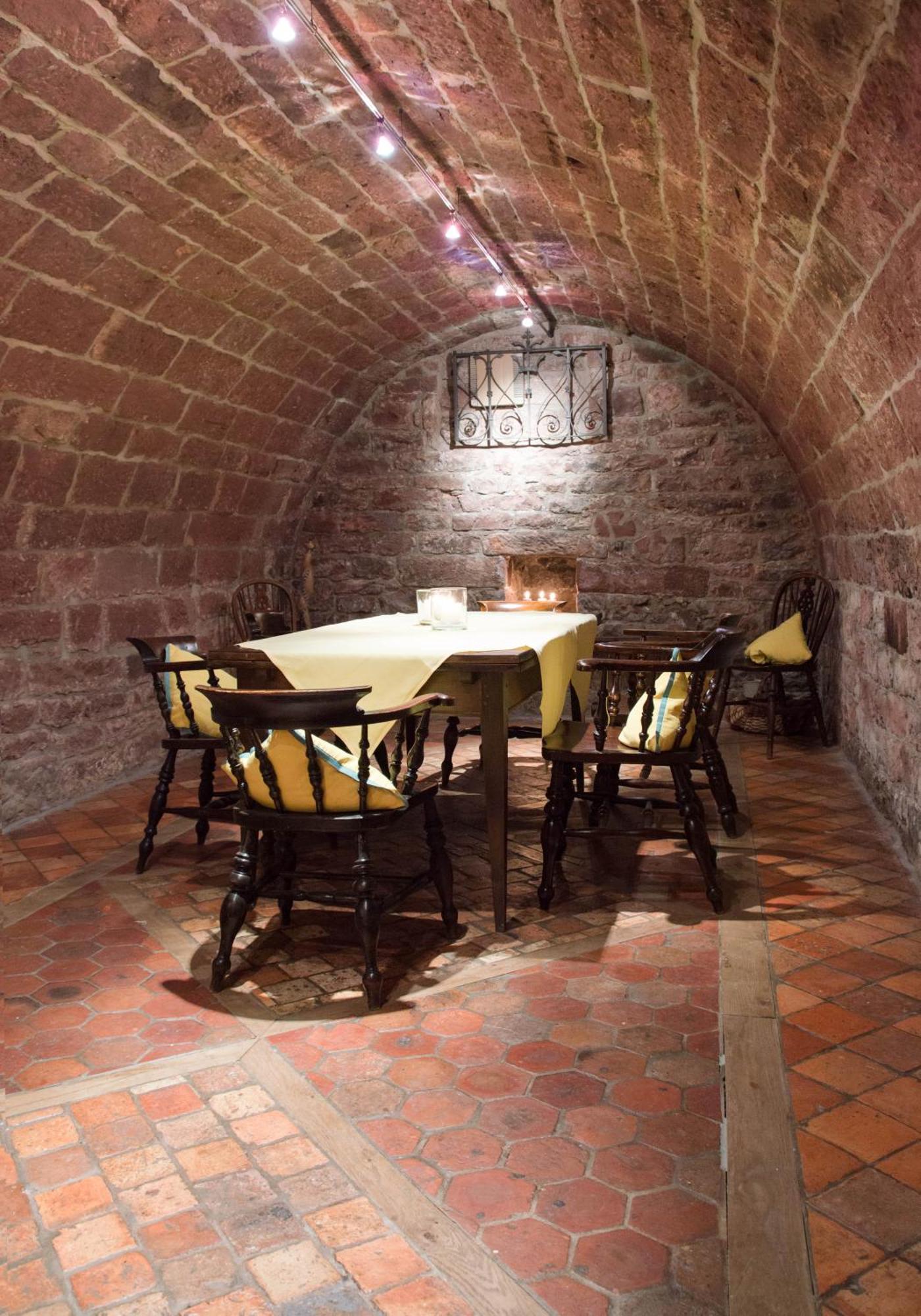 Hotel Restaurant Vinothek Lamm Bad Herrenalb Esterno foto