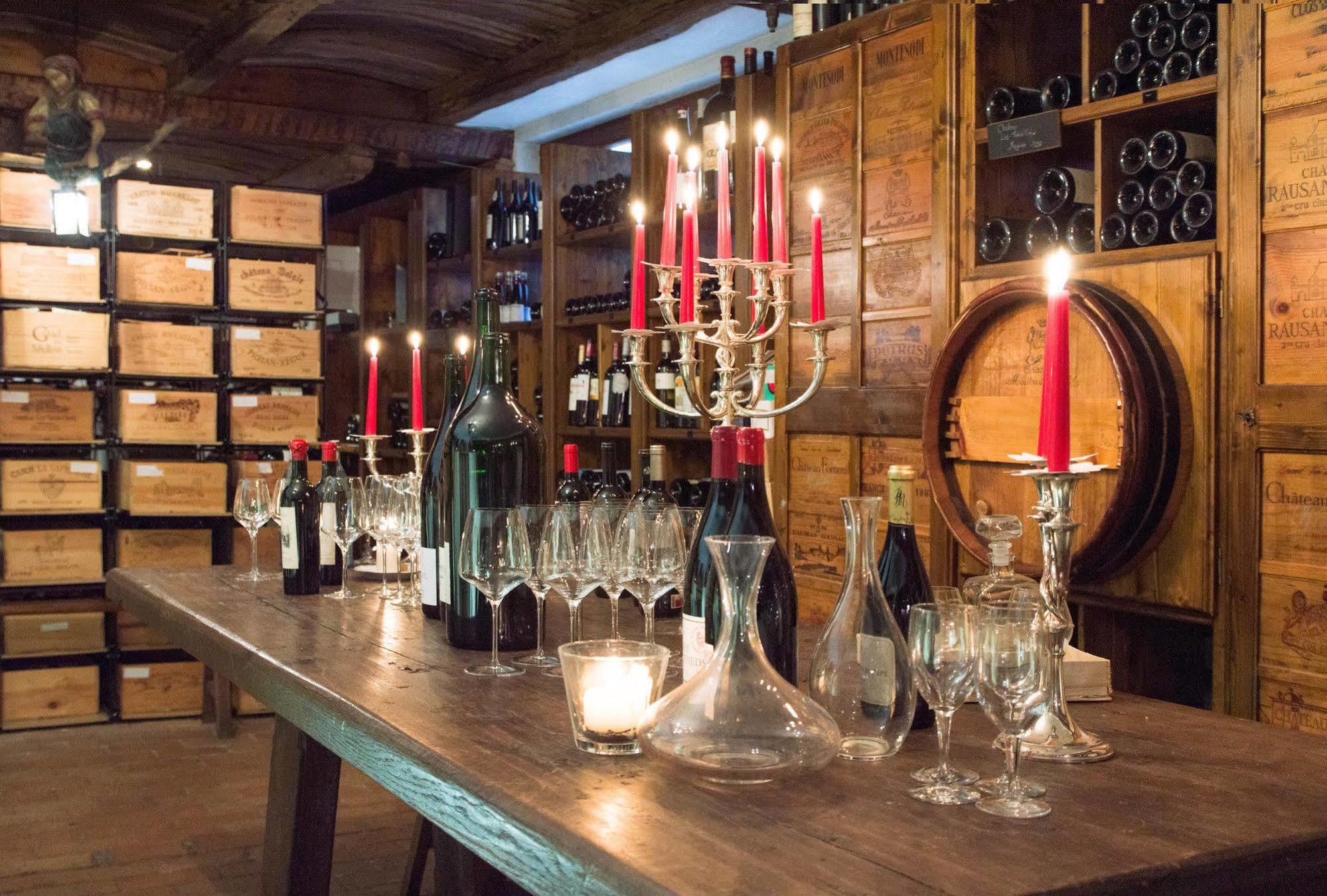 Hotel Restaurant Vinothek Lamm Bad Herrenalb Esterno foto